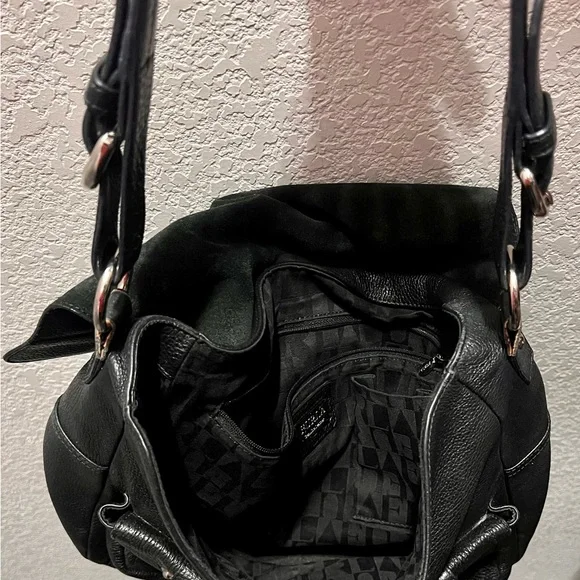 Furla Black leather handbag - Picture 2 of 4